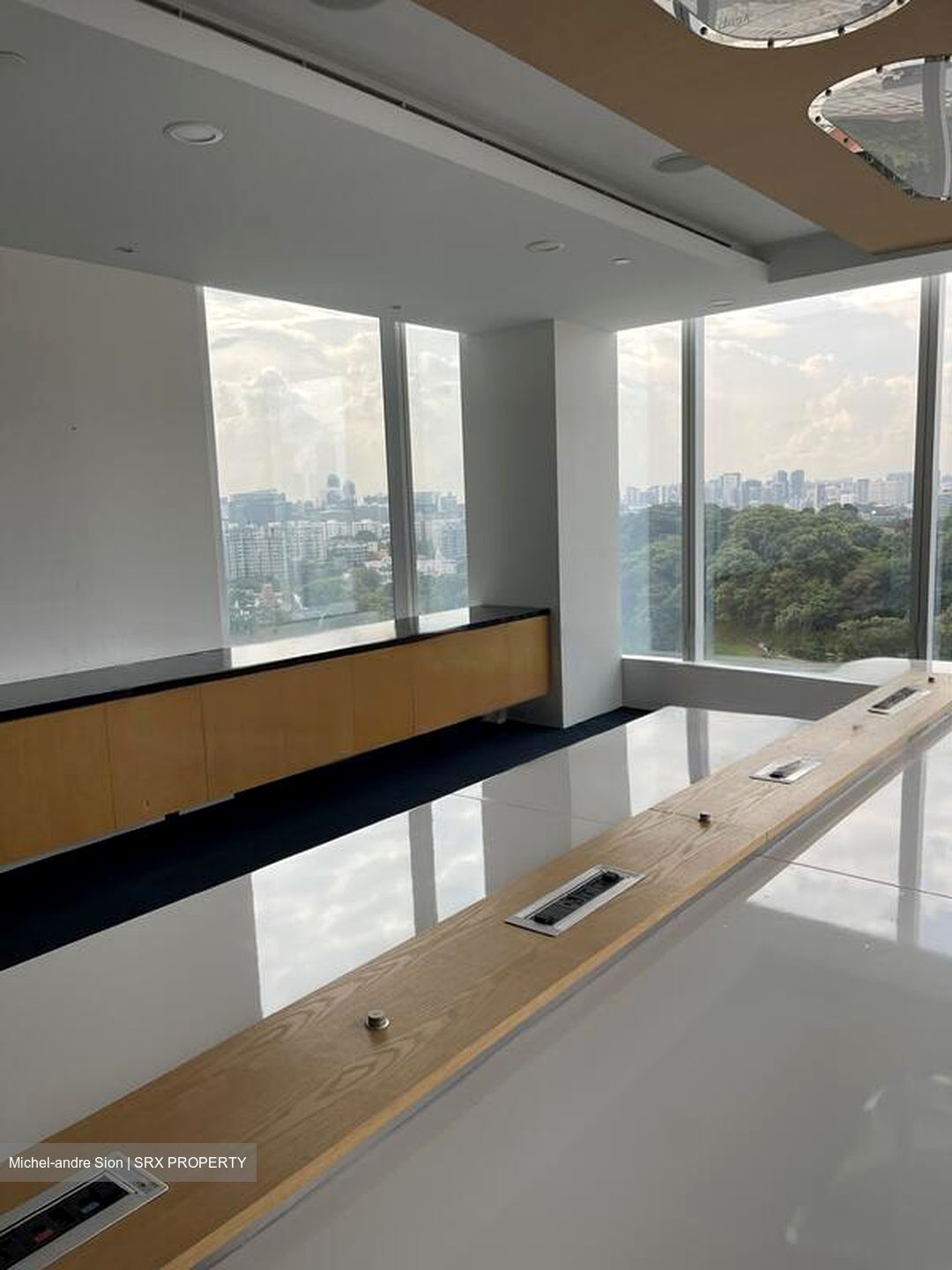 The Central (D1), Office #566762531